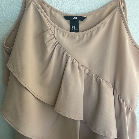NWT H&M TANK SIZE 8 - Picture 2 of 6